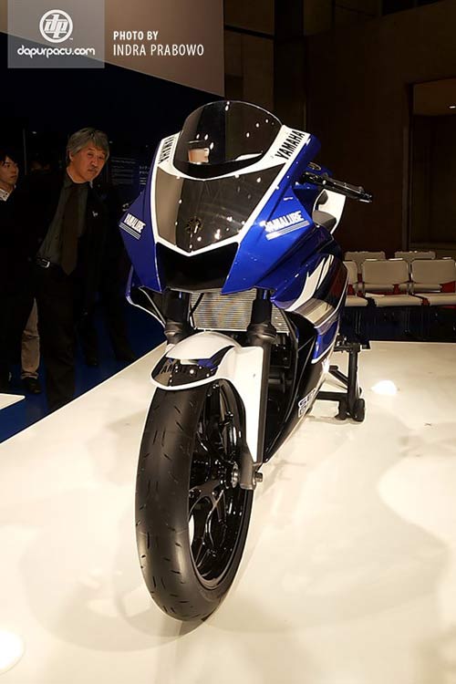 Yamaha R25 động cơ 250 phân khối trình làng - 5