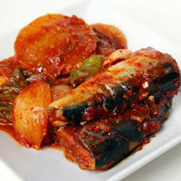 Ẩm thực - Cá thu đao om cay nóng kiểu Hàn dễ nấu