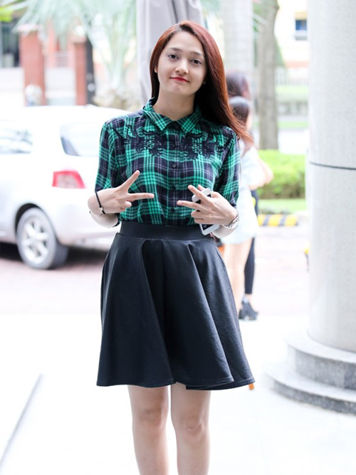 Tình cũ Bùi Anh Tuấn thân mật Huỳnh Anh - 8