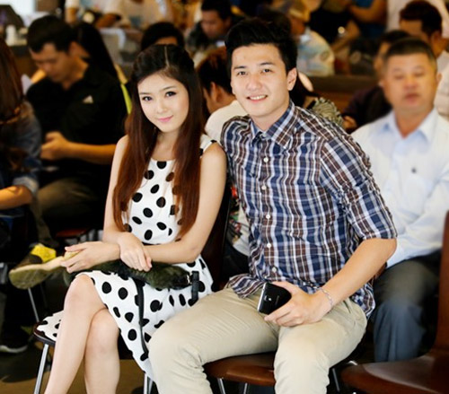 Tình cũ Bùi Anh Tuấn thân mật Huỳnh Anh - 6