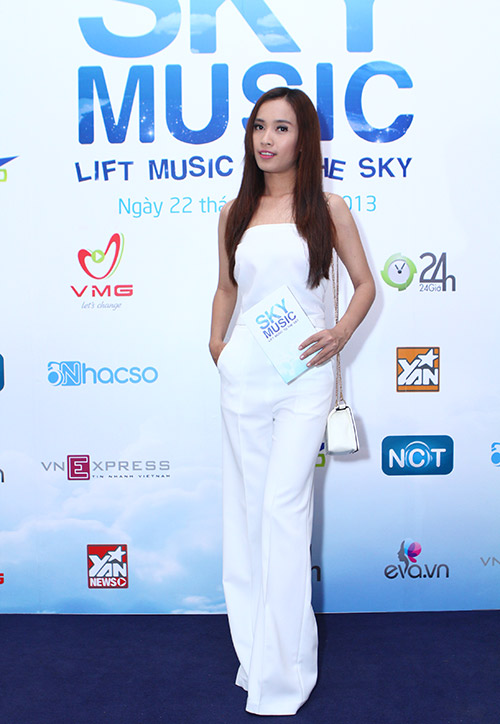 Thầy trò Mr Đàm gây chú ý - 14