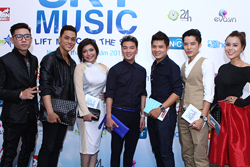 Thầy trò Mr Đàm gây chú ý - 7