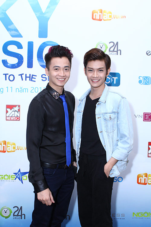 Thầy trò Mr Đàm gây chú ý - 13