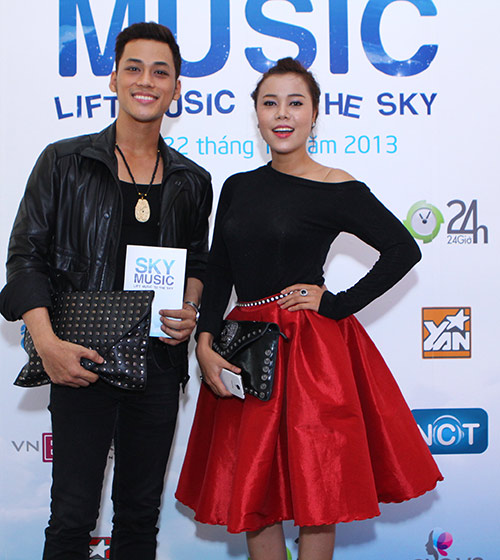 Thầy trò Mr Đàm gây chú ý - 9