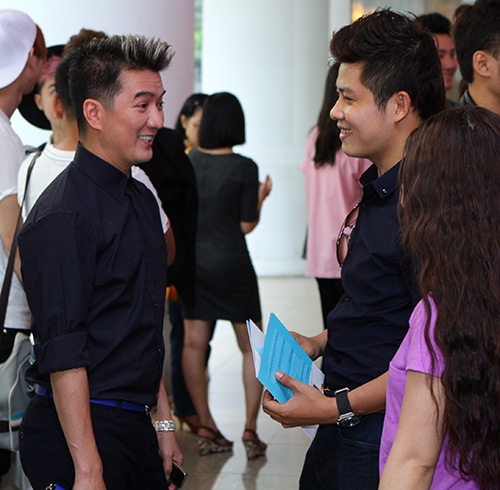 Thầy trò Mr Đàm gây chú ý - 4