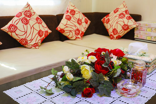 "Ma nữ" Trương Phương khoe nhà đẹp, xe sang - 2