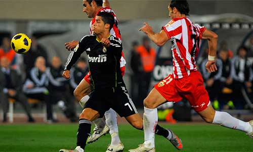 Almeria - Real: Ai cản được Ronaldo - 2