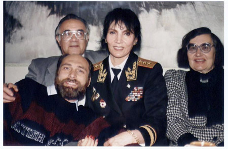 Nhà ngoại cảm huyền bí nổi tiếng nước Nga - 2