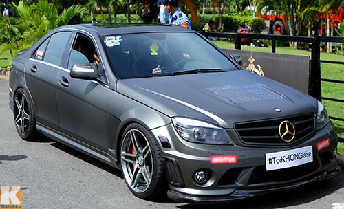 Hummer H2 màu độc xuất hiện tại Sài Gòn - 12