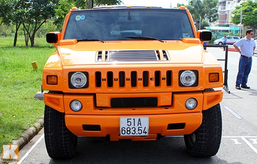 Hummer H2 màu độc xuất hiện tại Sài Gòn - 2