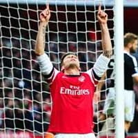 Bóng đá - Arsenal: Một bước ngắn, nhắm đích xa
