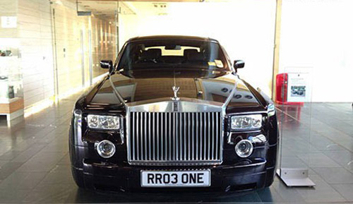Hai chiếc Phantom đặc biệt của Rolls-Royce - 10