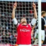 Bóng đá - Arsenal: Một bước ngắn, nhắm đích xa