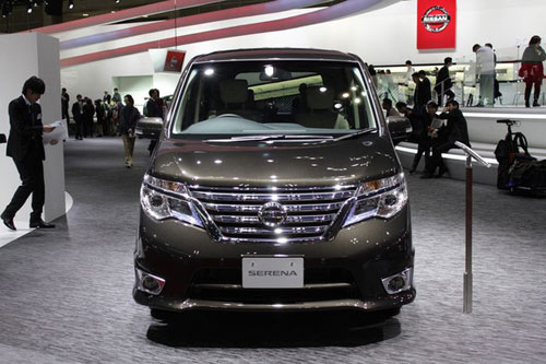 Nissan Serena 2014 - Đối thủ 8 chỗ ngồi của Toyota Innova - 2