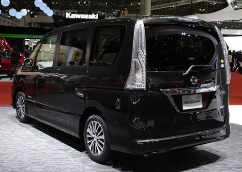 Nissan Serena 2014 - Đối thủ 8 chỗ ngồi của Toyota Innova - 4