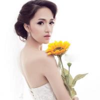 Ca nhạc - MTV - "Cô dâu" Hương Giang Idol xinh đẹp, lộng lẫy