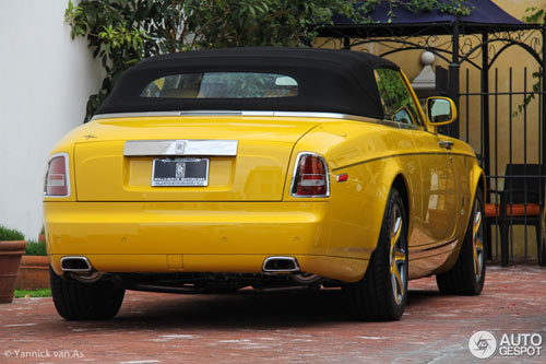 Phantom Drophead Coupe Series II Bijan: Tỷ phú cũng thèm - 6