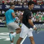 Thể thao - Djokovic pha trò nhái điệu bộ Nadal