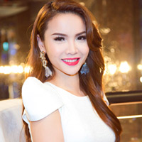 Yến Trang thay Hà Hồ ngồi "ghế nóng"