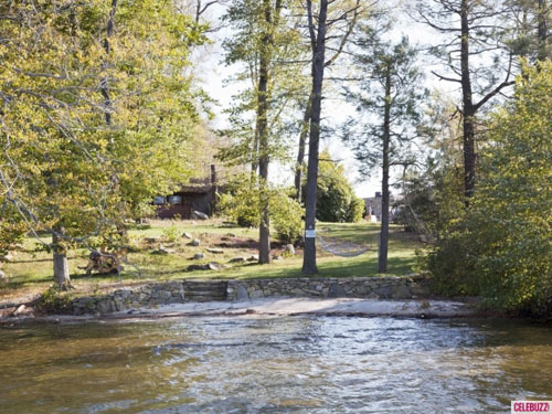 Ngắm đảo 250 tỷ Angelina Jolie tặng Brad Pitt - 9