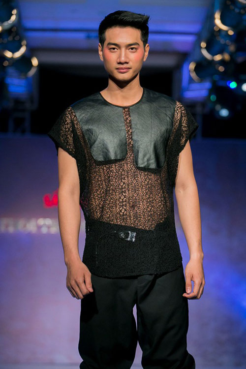 Mẫu nam mặc áo nịt ngực, quần xuyên thấu! - 12