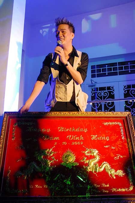 Mr Đàm và những bữa tiệc chấn động - 6