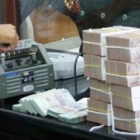 Tài chính - Bất động sản - Những vụ kiện ngân hàng "thật như đùa" ở VN