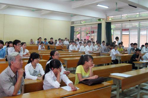 Các trường phải công khai tỷ lệ SV ra trường có việc làm - 1