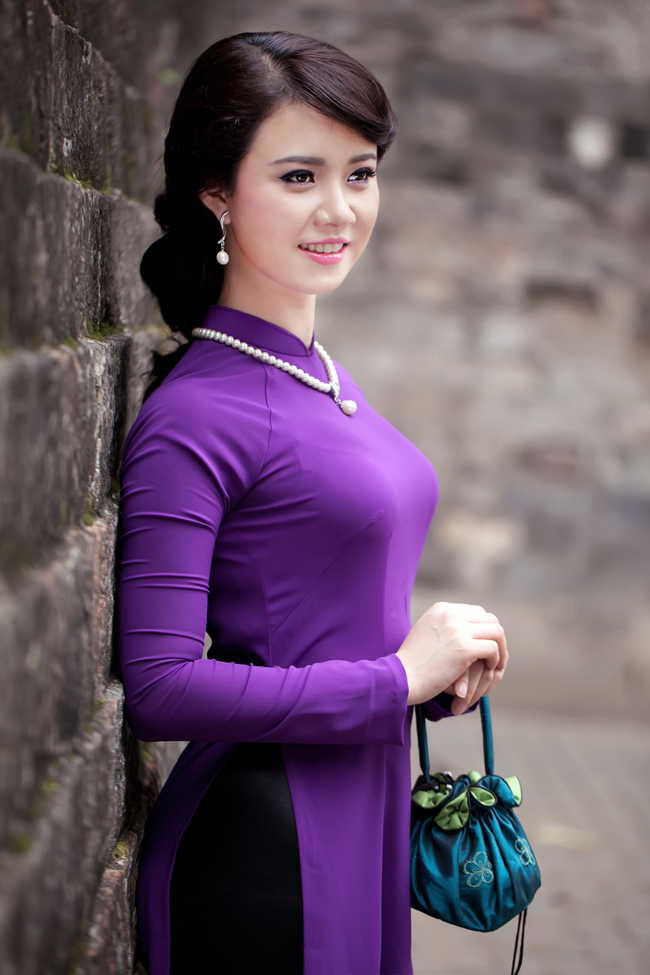 Năm 2011, Hương Giang tiếp tục tham gia cuộc thi Người đẹp Hoa anh đào
