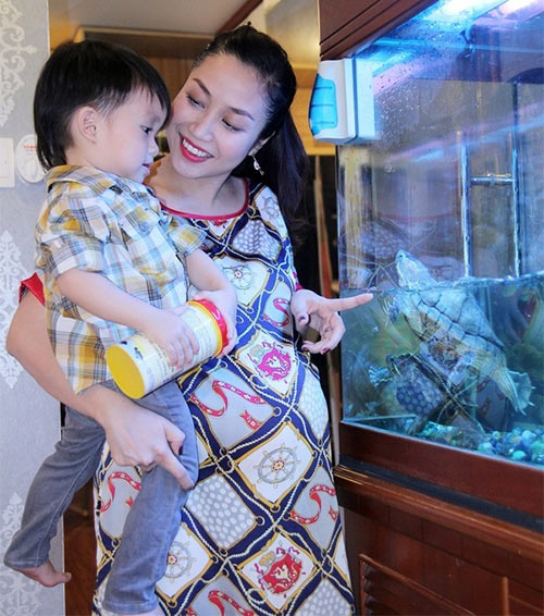 Những bà bầu tham công tiếc việc 2013 - 6