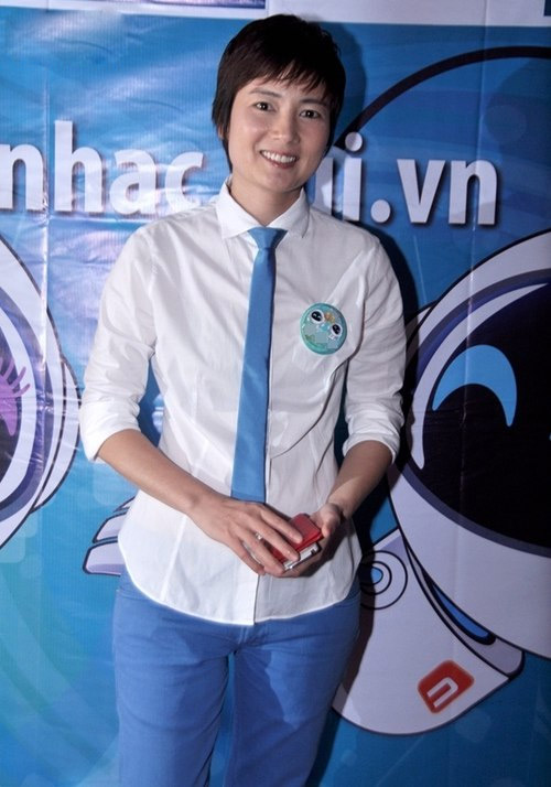 Những bà bầu tham công tiếc việc 2013 - 1