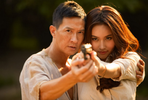 Trương Gia Huy ôm ghì mỹ nhân chuyển giới nude - 2