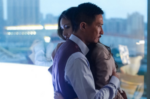 Trương Gia Huy ôm ghì mỹ nhân chuyển giới nude - 2