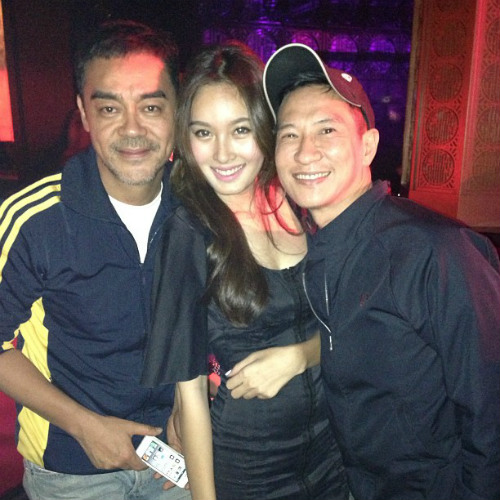 Trương Gia Huy ôm ghì mỹ nhân chuyển giới nude - 9