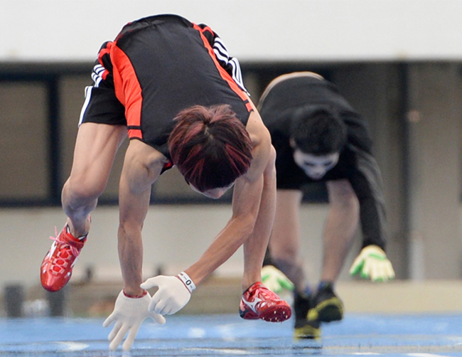 Kenichi Ito là người đàn ông Nhật Bản, 30 tuổi
