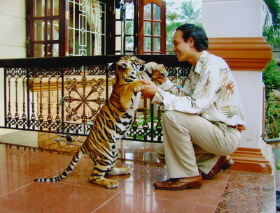 “Tay anh chị” khét tiếng trong phim Việt - 3