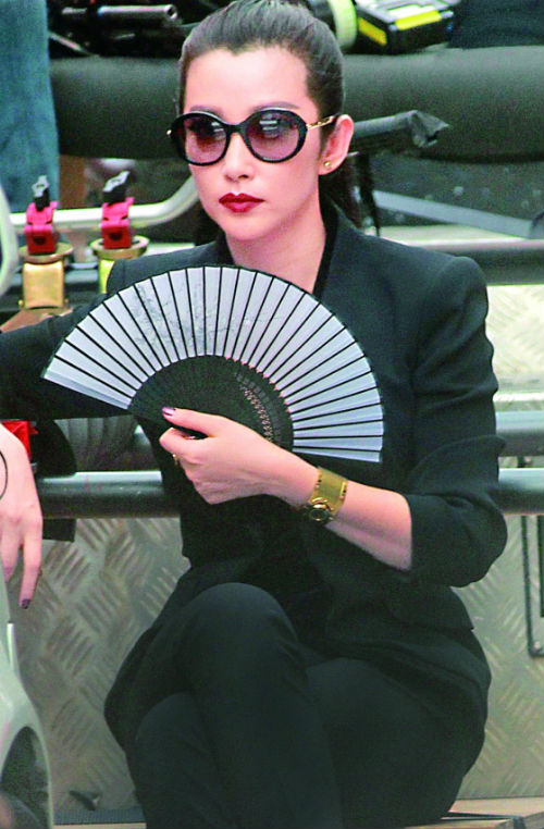 Sao gốc Việt sánh vai Lý Băng Băng Transformer 4 - 2