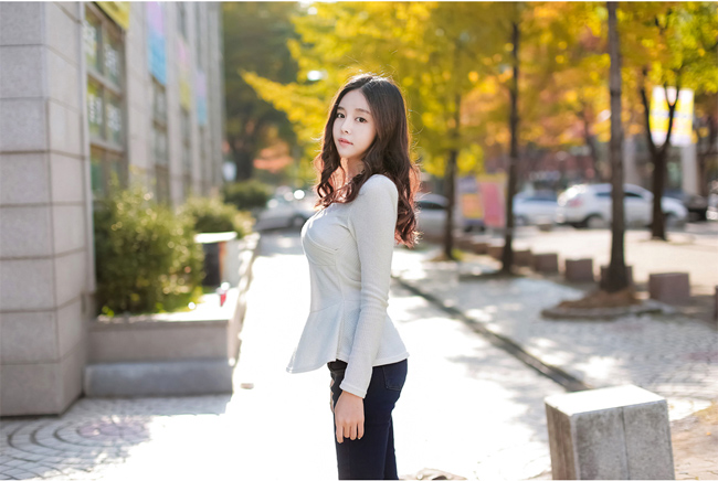 Cho Min Yeong được biết đến là cô gái xinh đẹp, tài giỏi nhất xứ Hàn
