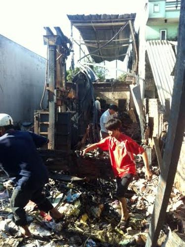 Đớn đau cho 4 mạng người bị vùi trong biển lửa - 1