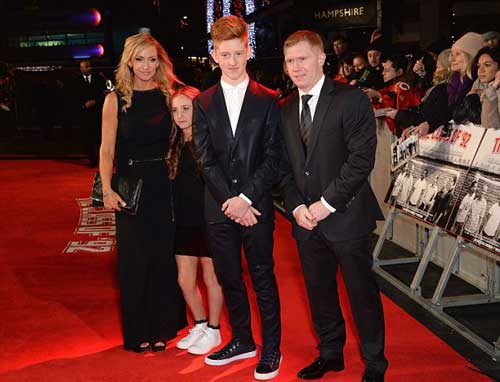 Phim “Thế hệ vàng MU 92” ra mắt hoành tráng - 3