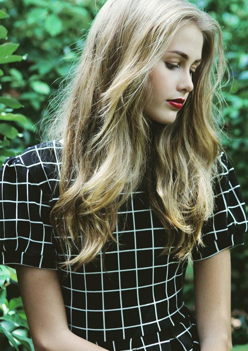 Chọn trắng và đen cho tháng 12 - 10