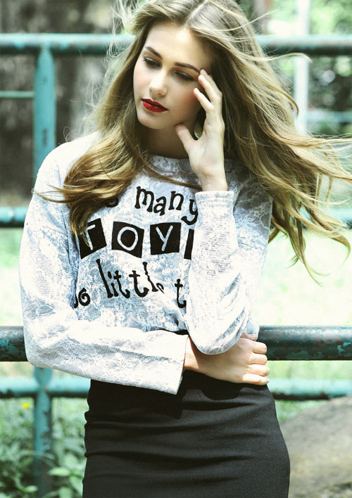 Chọn trắng và đen cho tháng 12 - 2