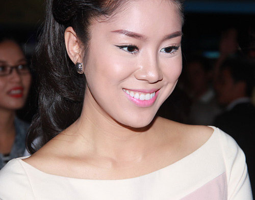 Tăng Bảo Quyên hạnh phúc bên ông xã Việt kiều - 11