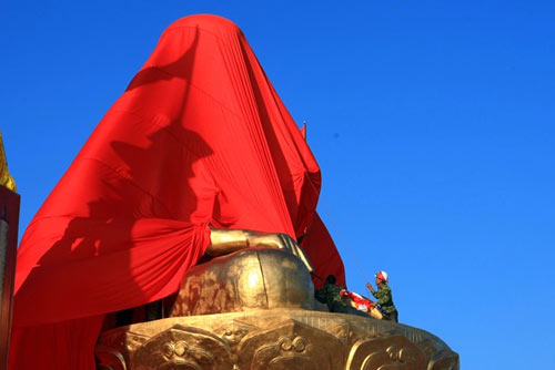 Bảo tượng 75 tỷ đồng trước giờ khánh thành - 10