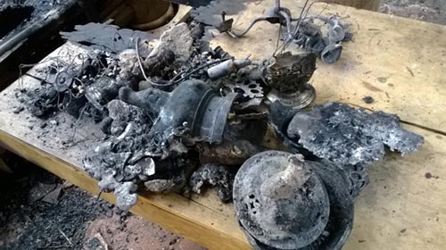 Cảnh tan hoang sau vụ cháy đền thờ Lê Lai - 7