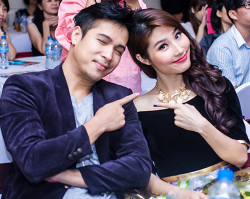 Diễm My 9X, Trang Pháp nổi bật tiệc đêm - 2