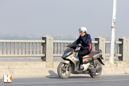 Khiếp sợ cảnh lái xe và nghe điện thoại - 11