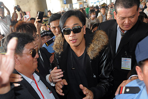 Ngô Trác Hy nín thở vì fan Việt - 7