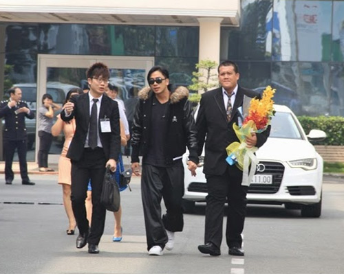 Ngô Trác Hy nín thở vì fan Việt - 3