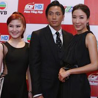  - Sao Việt bẽn lẽn bên tài tử, ngọc nữ TVB